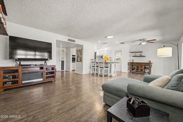 755 N 63RD Place, Mesa, AZ 85205