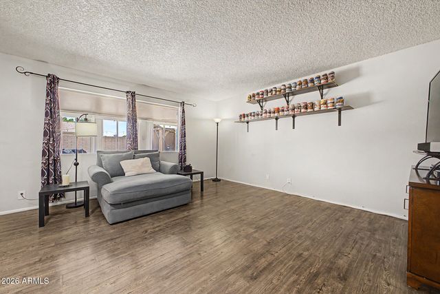 755 N 63RD Place, Mesa, AZ 85205