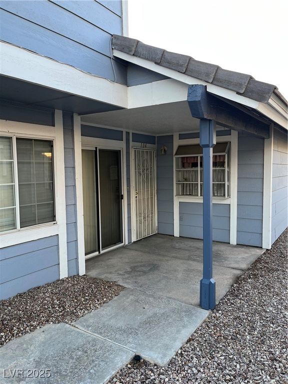 5330 Silvermist Court 104, Las Vegas, NV 89122