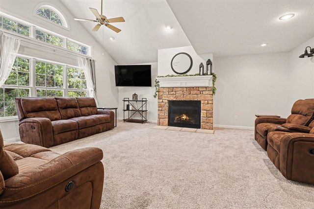 420 Brittany Drive, Portage, MI 49024
