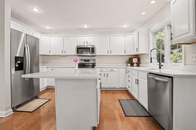 420 Brittany Drive, Portage, MI 49024