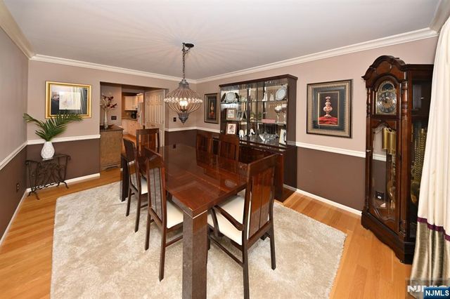 15 Drake Drive G2, Hillsdale, NJ 07642