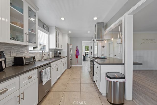2513 Greentop, Lakewood, CA 90712