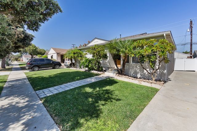 2513 Greentop, Lakewood, CA 90712