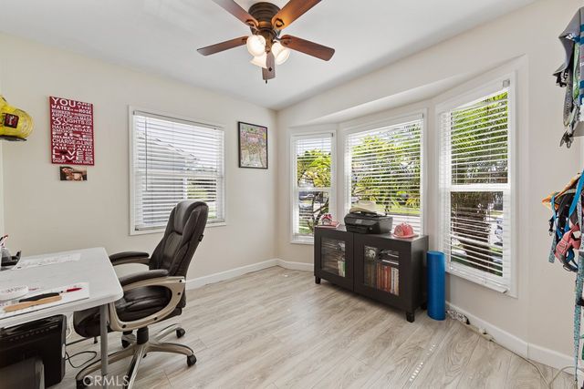 2513 Greentop, Lakewood, CA 90712