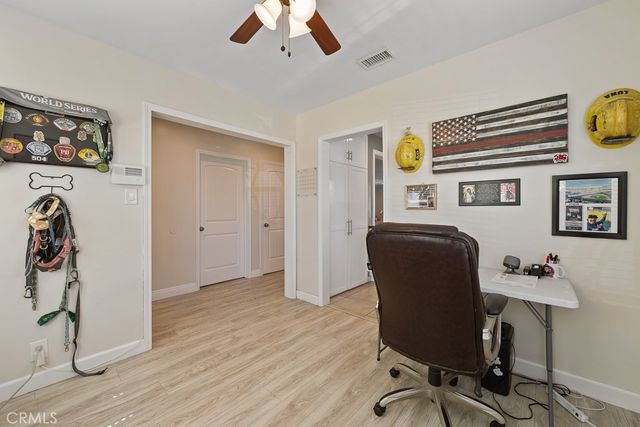 2513 Greentop, Lakewood, CA 90712