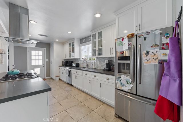 2513 Greentop, Lakewood, CA 90712