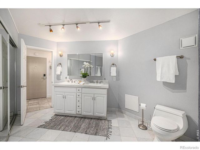 1625 Larimer Street 2601, Denver, CO 80202
