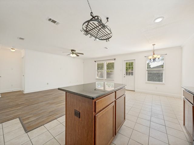 1281 Wysteria Lane, Burleson, TX 76028