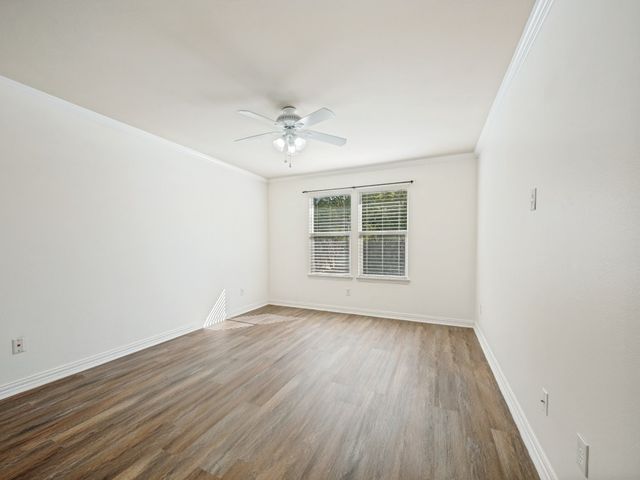 1281 Wysteria Lane, Burleson, TX 76028