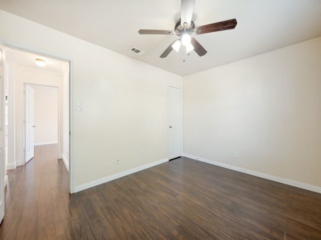 1281 Wysteria Lane, Burleson, TX 76028