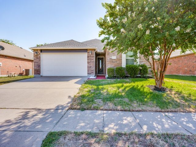 1281 Wysteria Lane, Burleson, TX 76028