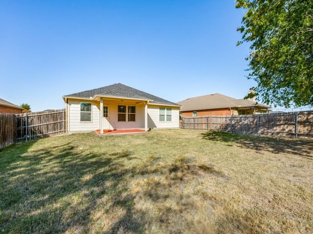 1281 Wysteria Lane, Burleson, TX 76028