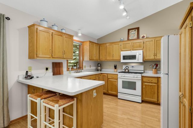 3839 Shannon Drive, Hastings, MN 55033