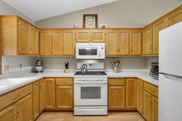 3839 Shannon Drive, Hastings, MN 55033