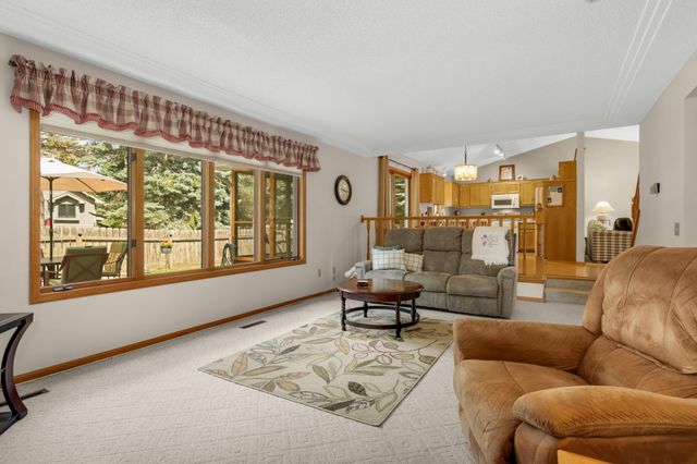 3839 Shannon Drive, Hastings, MN 55033