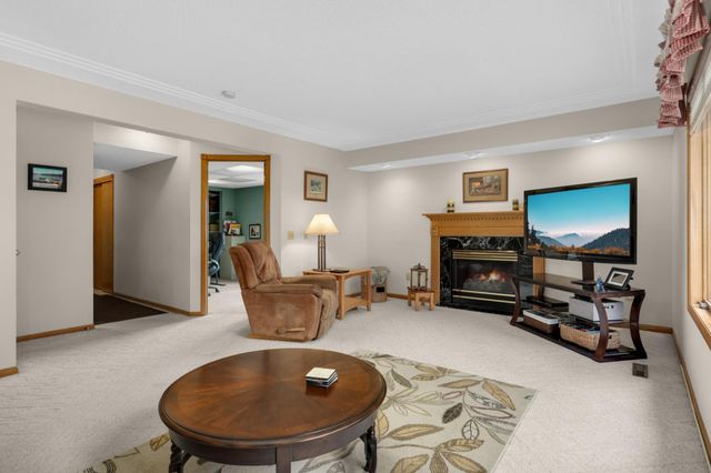 3839 Shannon Drive, Hastings, MN 55033