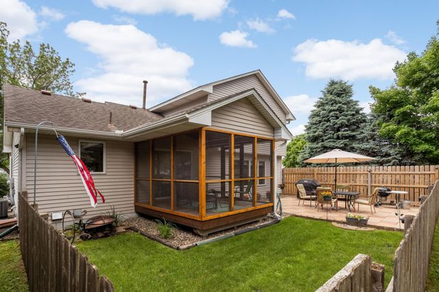 3839 Shannon Drive, Hastings, MN 55033