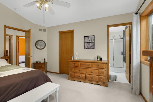 3839 Shannon Drive, Hastings, MN 55033