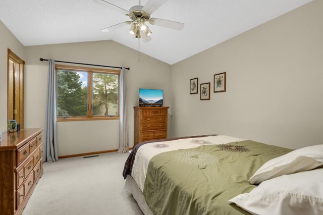 3839 Shannon Drive, Hastings, MN 55033