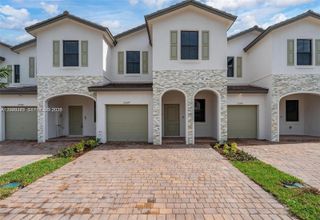 23507 SW 129th Path, Homestead, FL 33032