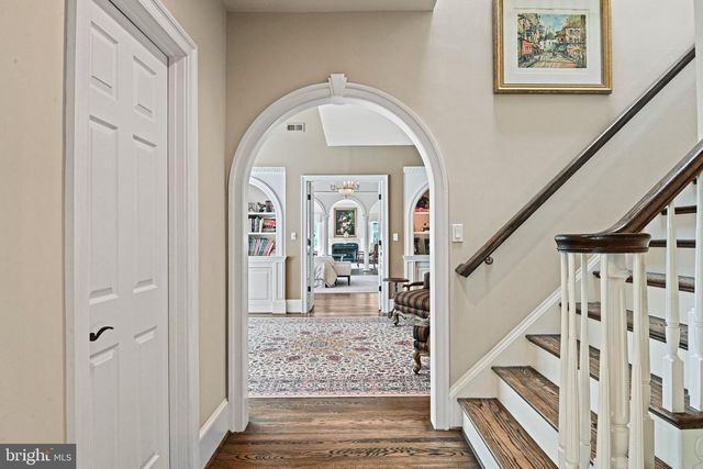 10010 HIGH HILL PL, Great Falls, VA 22066