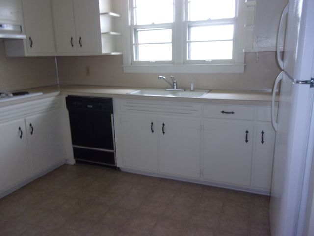 205 Westhill Dr Apt A, Lebanon, TN 37087