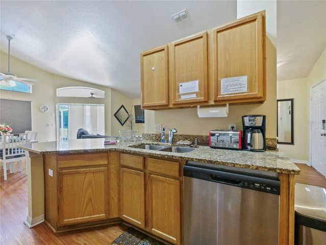 160 HIGH POINT DRIVE, Davenport, FL 33837