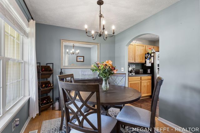 9107 Lady Lauren Drive NE, Rockford, MI 49341