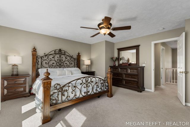 9107 Lady Lauren Drive NE, Rockford, MI 49341