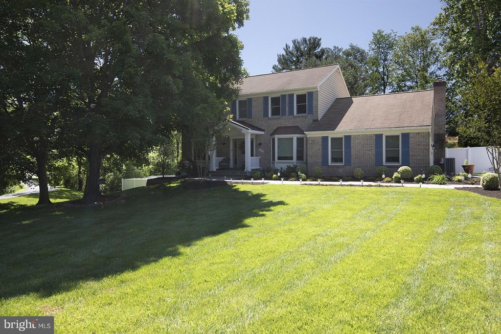 1900 MORNINGMIST DR, Silver Spring, MD 20906