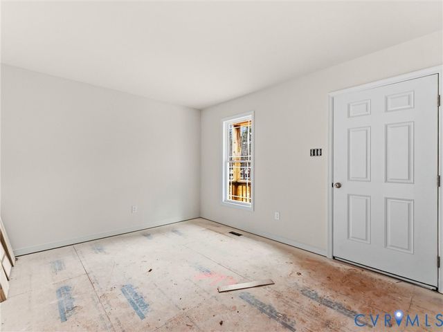 180 Ashburn Rd, Cumberland, VA 23040