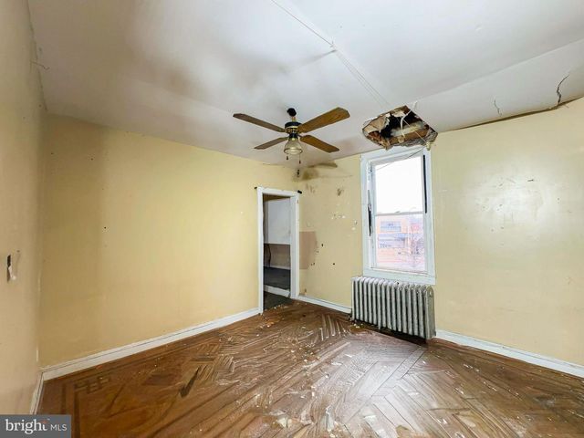 501 CUMBERLAND ST, Baltimore, MD 21217