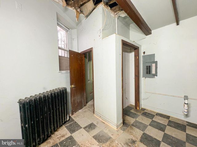 501 CUMBERLAND ST, Baltimore, MD 21217