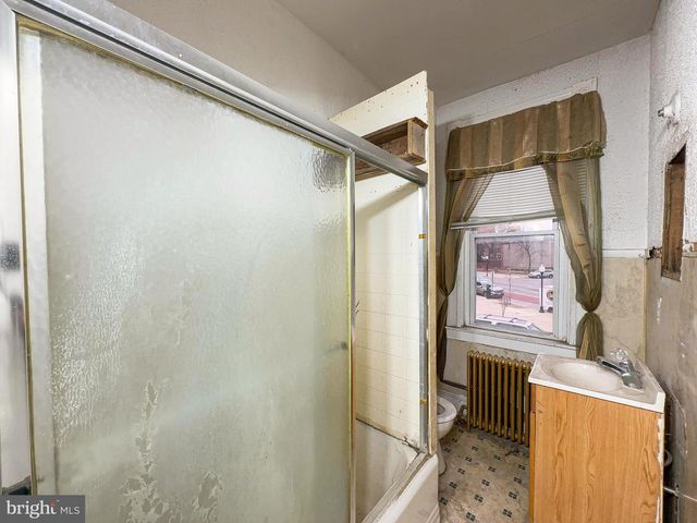 501 CUMBERLAND ST, Baltimore, MD 21217