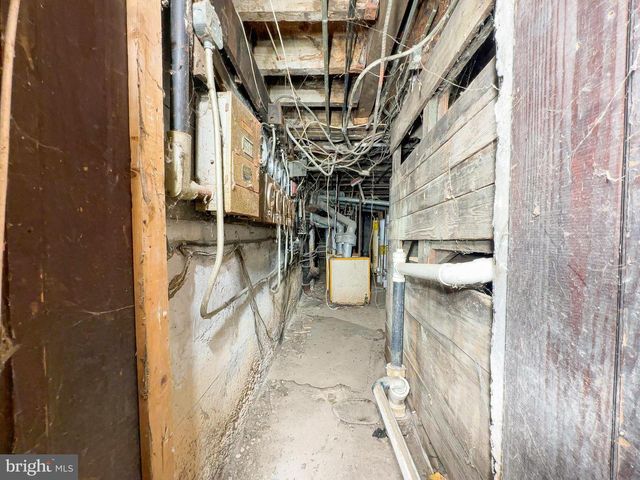 501 CUMBERLAND ST, Baltimore, MD 21217