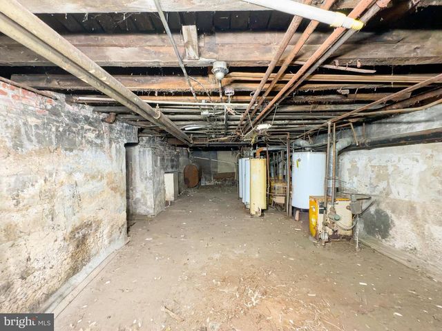 501 CUMBERLAND ST, Baltimore, MD 21217