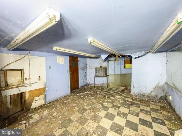 501 CUMBERLAND ST, Baltimore, MD 21217