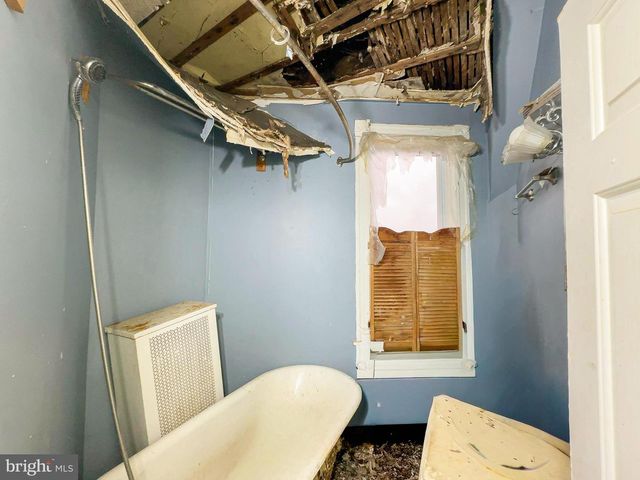 501 CUMBERLAND ST, Baltimore, MD 21217