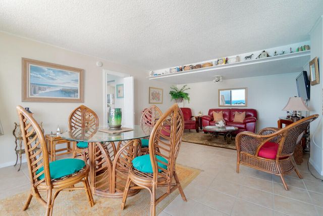 4200 N Ocean Drive 1-1806, Singer Island, FL 33404