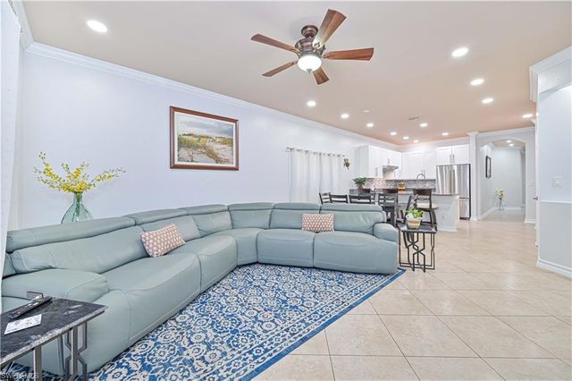 9006 Gladiolus Preserve CIR, Fort Myers, FL 33908