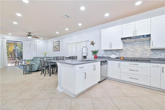 9006 Gladiolus Preserve CIR, Fort Myers, FL 33908