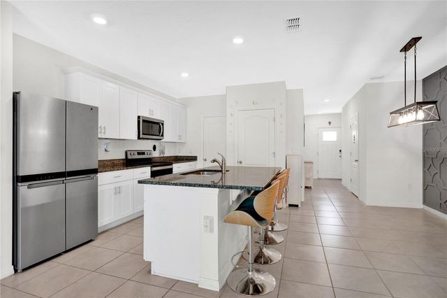 33 BELLA OAKS DRIVE, Port Orange, FL 32129