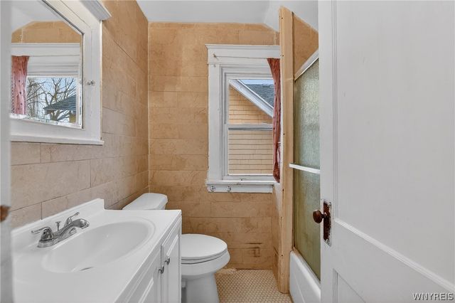 48 Elmer Avenue, Buffalo, NY 14215