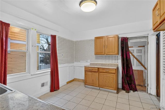 48 Elmer Avenue, Buffalo, NY 14215