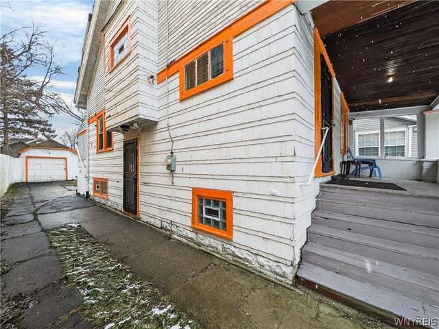 48 Elmer Avenue, Buffalo, NY 14215