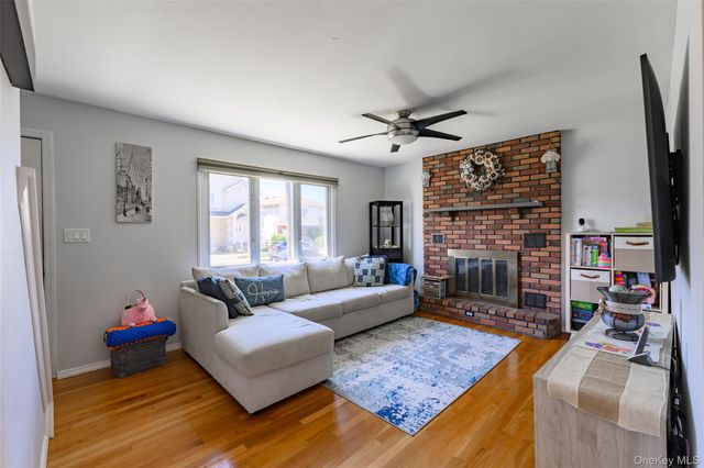 1316 Telegram Avenue, Elmont, NY 11003