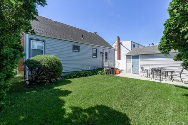 1316 Telegram Avenue, Elmont, NY 11003