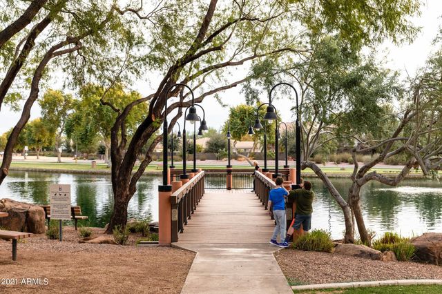 3551 S STERLING Court, Gilbert, AZ 85297