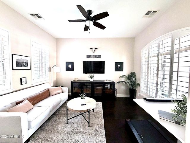 3551 S STERLING Court, Gilbert, AZ 85297